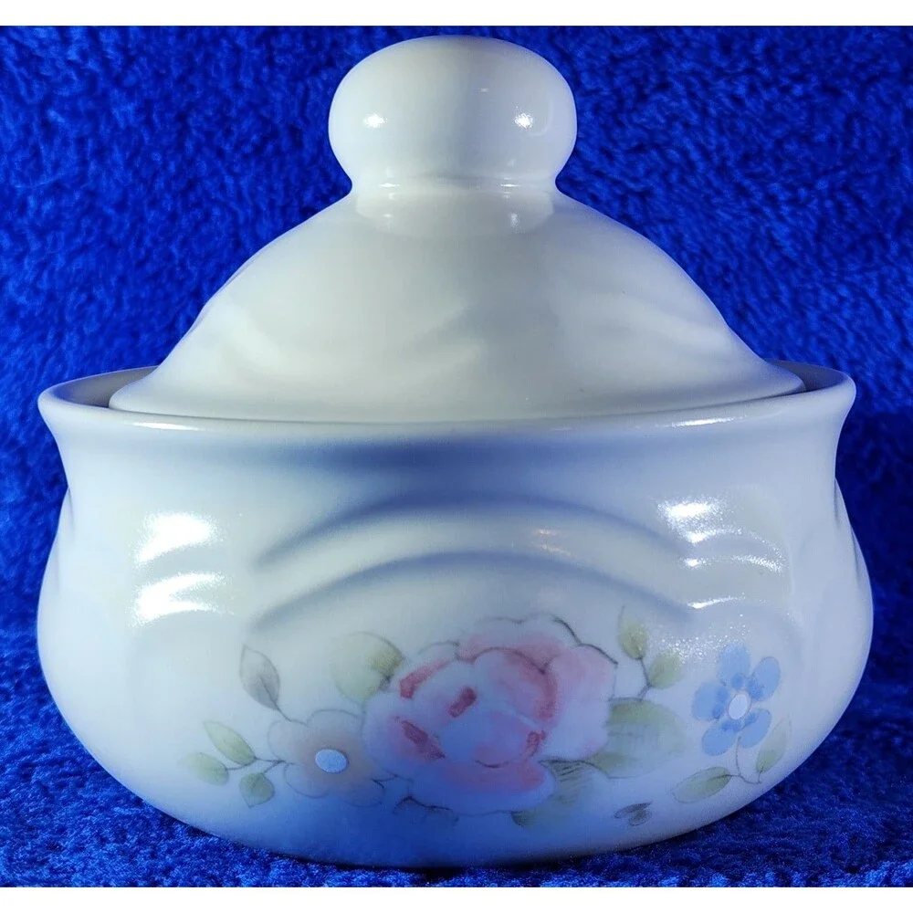 Pfaltzgraff Tea Rose Cream & Sugar Set